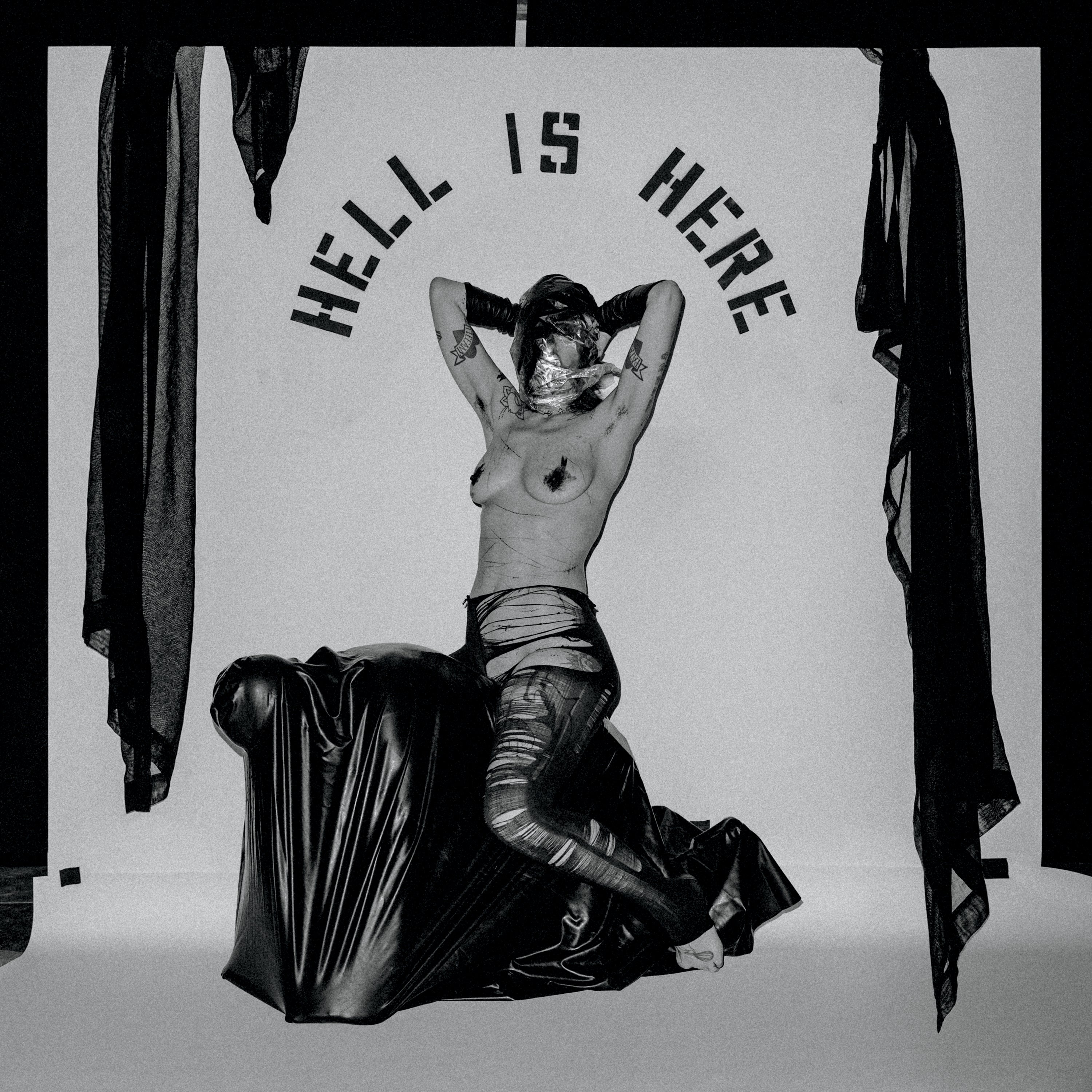 dais-records-hell-is-here-vinyle-lp-noir-indus image 1
