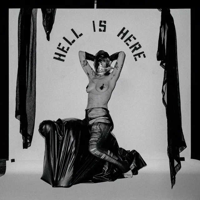 dais-records-hell-is-here-vinyle-lp-noir-indus image 1
