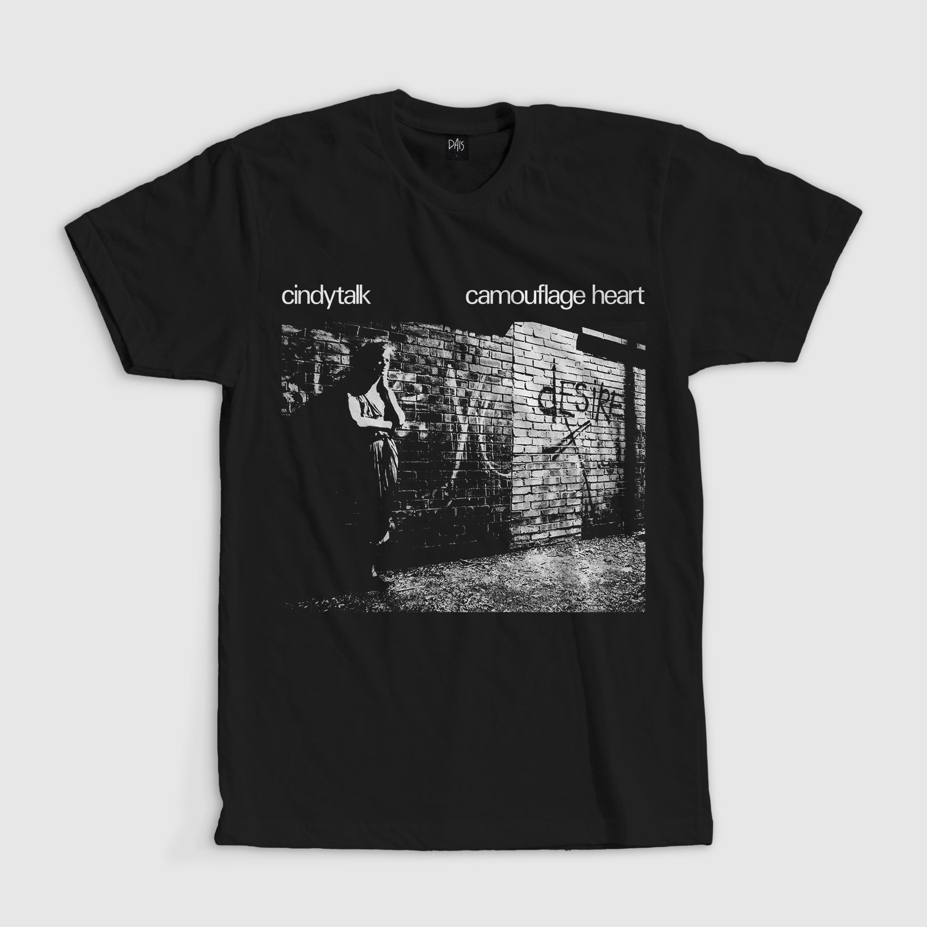 dais-records-cindytalk-camouflage-heart-t-shirt-noir-cinder image 1